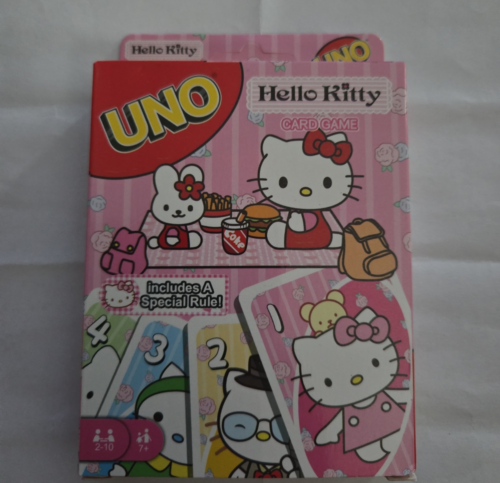 UNO Hello Kitty  Card Game - Brand New
